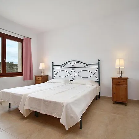 Elegant And Modern Designed With Comfort And Style, Special Prices Car Hire For The Guests Prázdninový dům