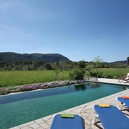 Elegant And Modern Designed With Comfort And Style, Special Prices Car Hire For The Guests Pollença