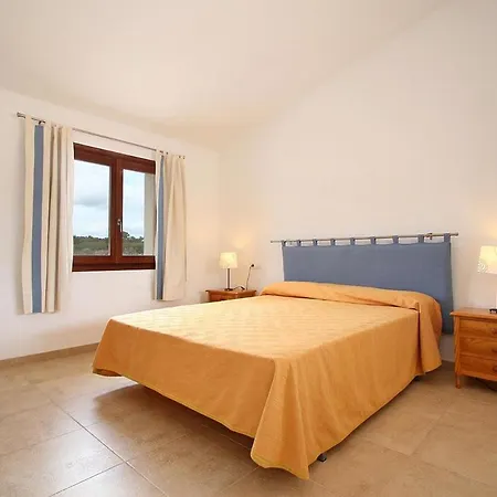 Elegant And Modern Designed With Comfort And Style, Special Prices Car Hire For The Guests *