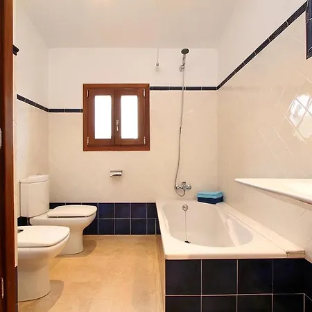 Elegant And Modern Designed With Comfort And Style, Special Prices Car Hire For The Guests Pollença
